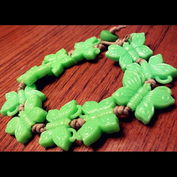 KIDS Green Butterfly Bracelet/Anklet SUMMER SALE - Picture 5 of 6