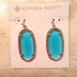 Kendra Scott Elle earings
