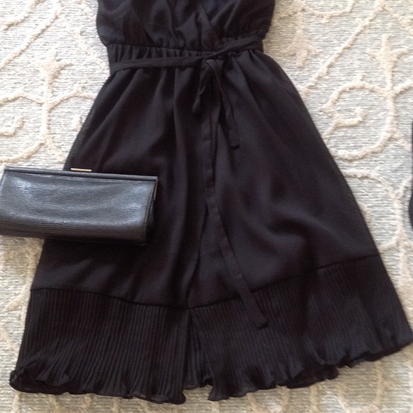 Hold Anthropologie  black dress size 6 - Picture 3 of 4