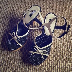 Bongo 60s Style Platform Sandals - Size 8