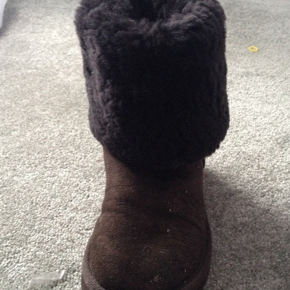 Fuggs - Picture 2 of 2