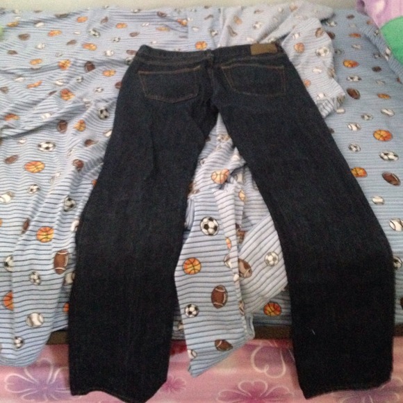 Jeans - Picture 2 of 3