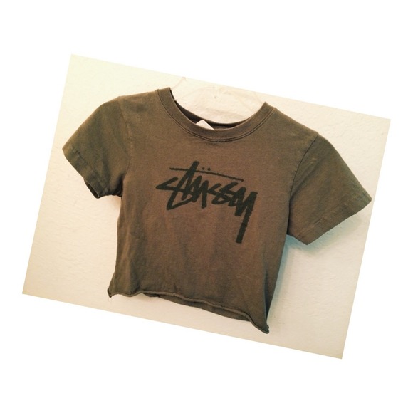 🚫SOLD🚫Stussy crop top