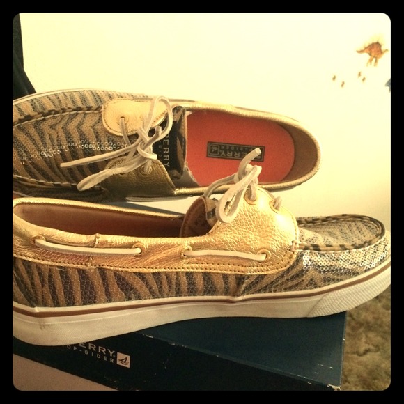 Very much like new Sperry top-sider shoes