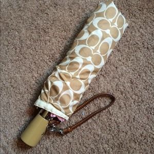 Coach umbrella
