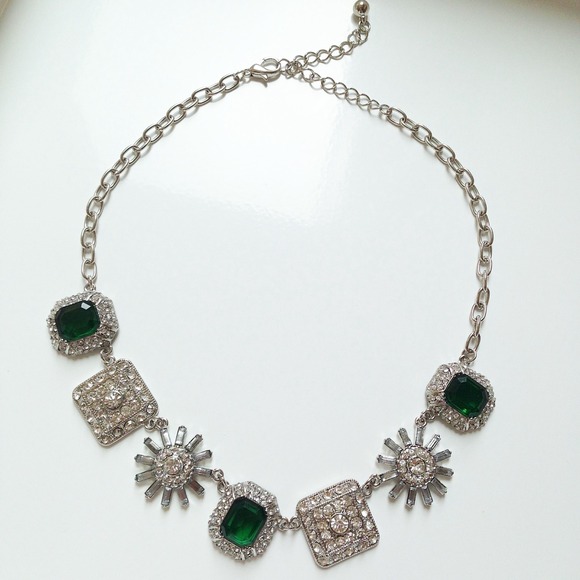 Vienna Necklace