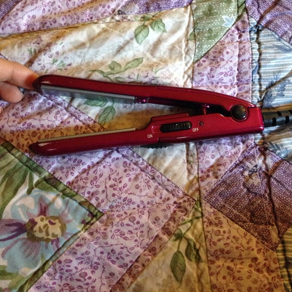 conair mini hair straighter !