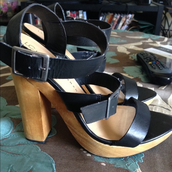 Satrapy black heels with wooden sole - Picture 2 of 3