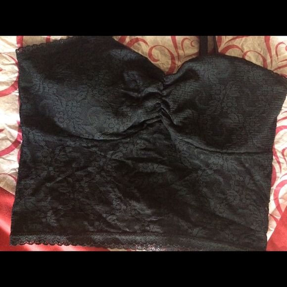‼️SOLD on vinted‼️ Black croptop ❤️