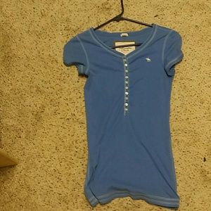 Short sleeved Ambercrombie shirt