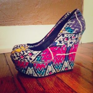 Amazing Steve Madden wedges