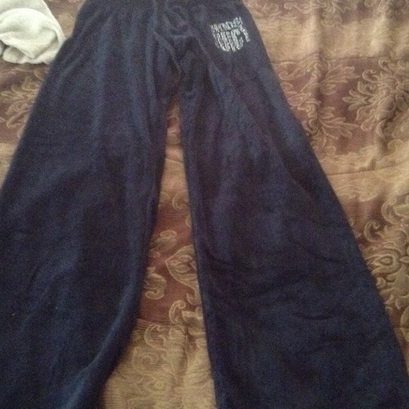 PRICE LOWEREDJuicy couture sweatsuit - Picture 3 of 4