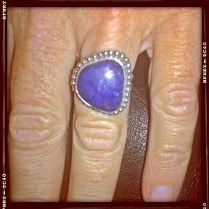 BNWT beautiful blue ring