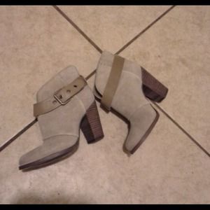 Jessica Simpson booties