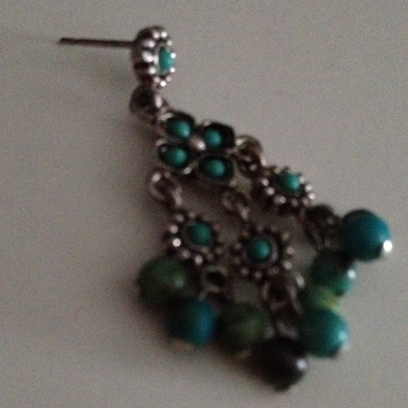 R J Graziano Silver tone and Turquoise Earrings - Picture 3 of 4