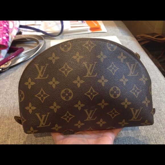 Louis Vuitton Demi-Ronde Pouch