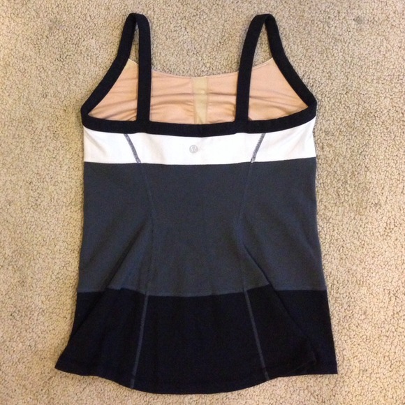 🚫SOLD In Bundle Lululemon Workout Tank Top - Picture 3 of 4