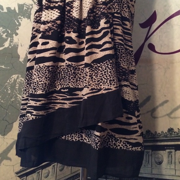 ❌SOLD❌ Shannon Ford New York Animal Print Top - Picture 3 of 4