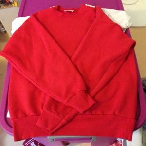 Red crew neck bundle for @ana_alicia