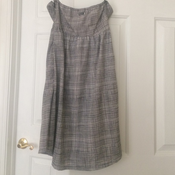 Adorable Roxy dress - Picture 2 of 2