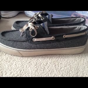 Gray wool sperry top-siders