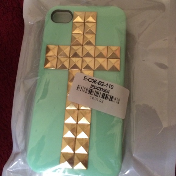 💕Cross studded iPhone 4 case 💕