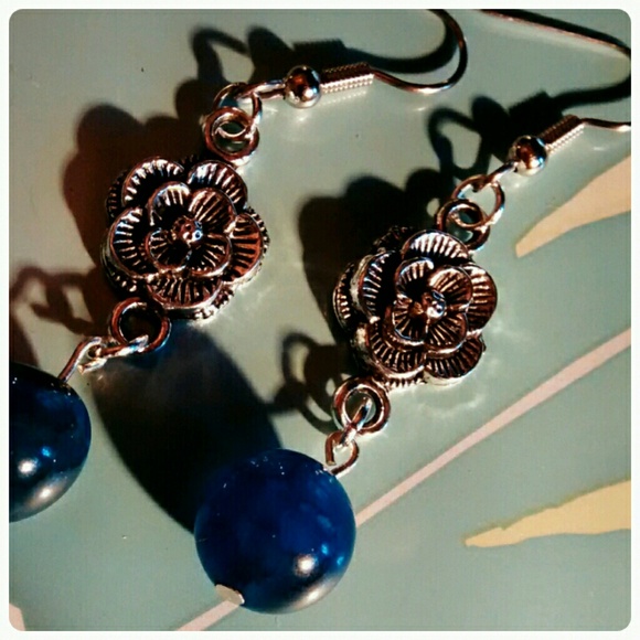 Deep blue Sea Sediment earrings - Picture 4 of 6