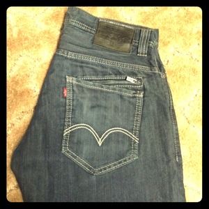 Men's Levi's 514 "slim straight" dark denim jeans