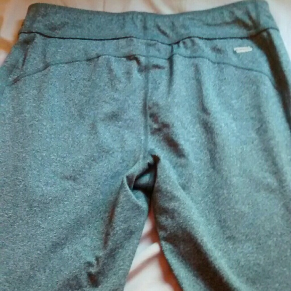 Grey bootcut yoga pants.