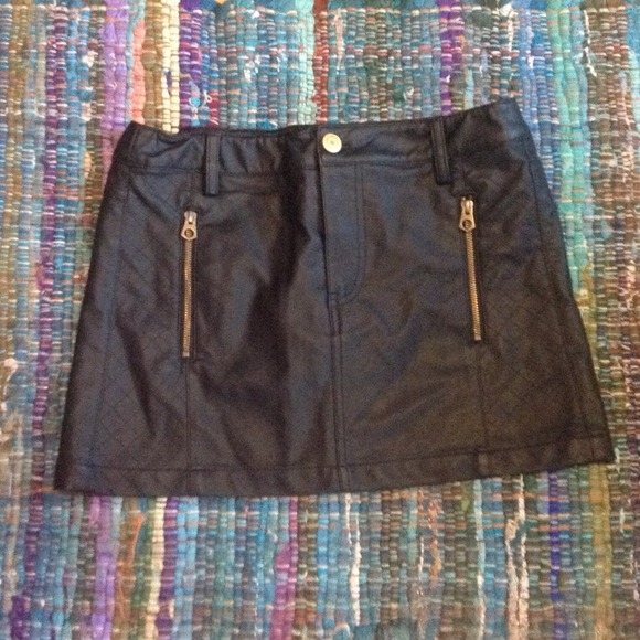 Vegan leather miniskirt  ❌SOLD❌‼️