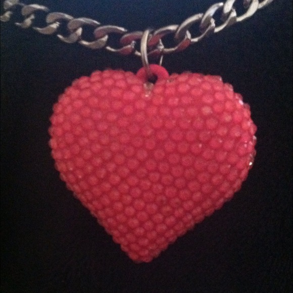 Pink chunky heart necklace