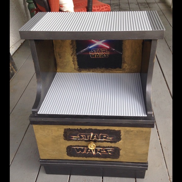 Star Wars/Lego Table - Picture 1 of 4
