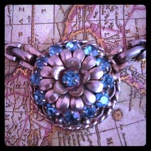 Genuine Vintage 60s blue jewel flower necklace
