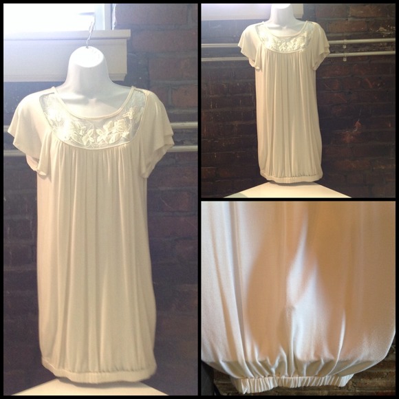 Tops - HP🌹 BEACH COVERUP TOO CUTE 🐳🐬🐠🐟🐚