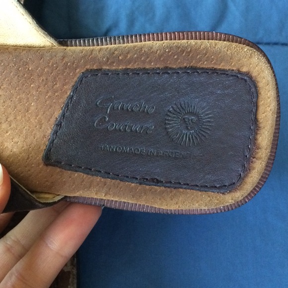 Brown leather flip flops - Picture 3 of 4