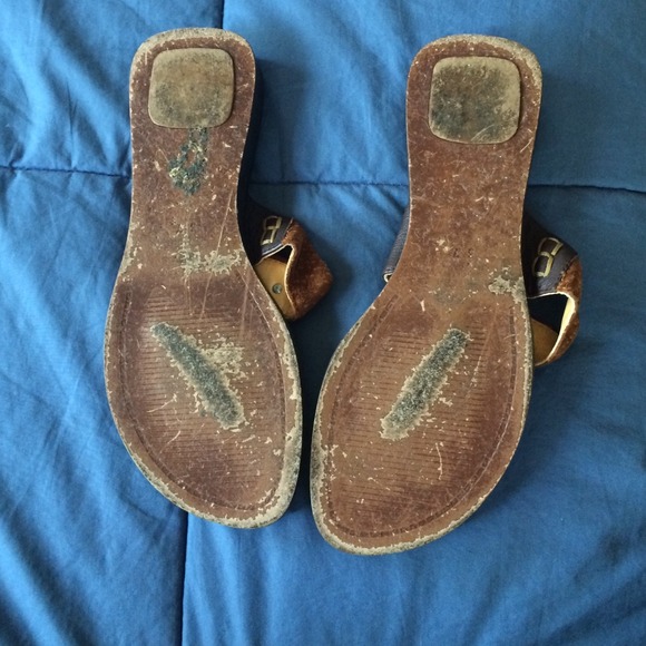 Brown leather flip flops - Picture 4 of 4