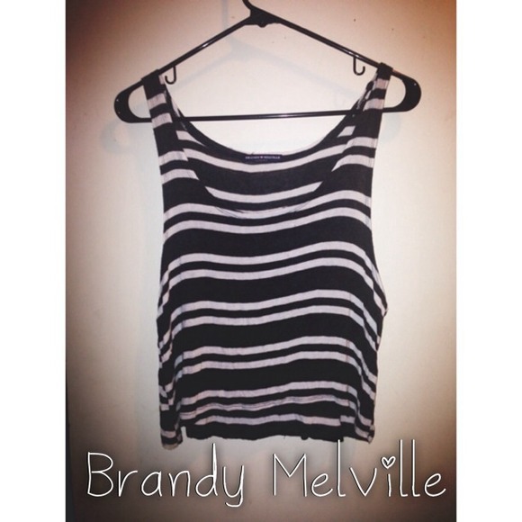 !Sold on vinted! Rare Brandy Melville Tank Top - Picture 1 of 3