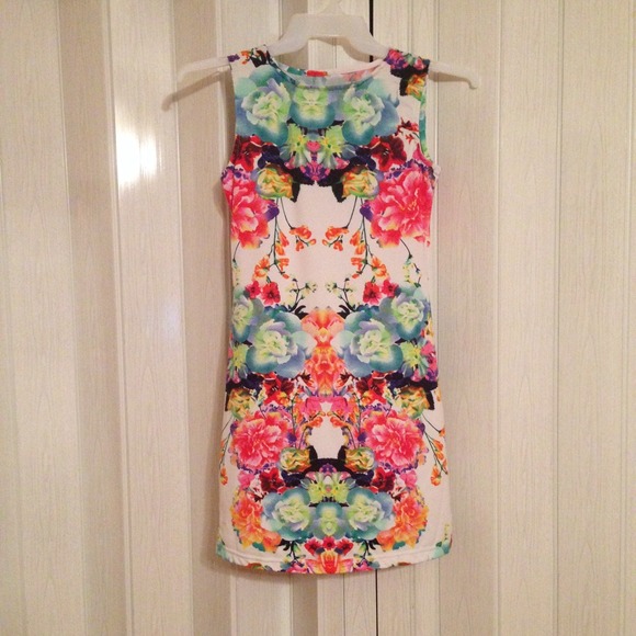 Sold - Picture 2 of 4