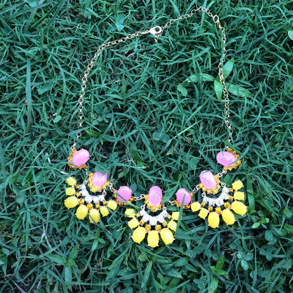 Gold with yellow and peach Boutique necklace.