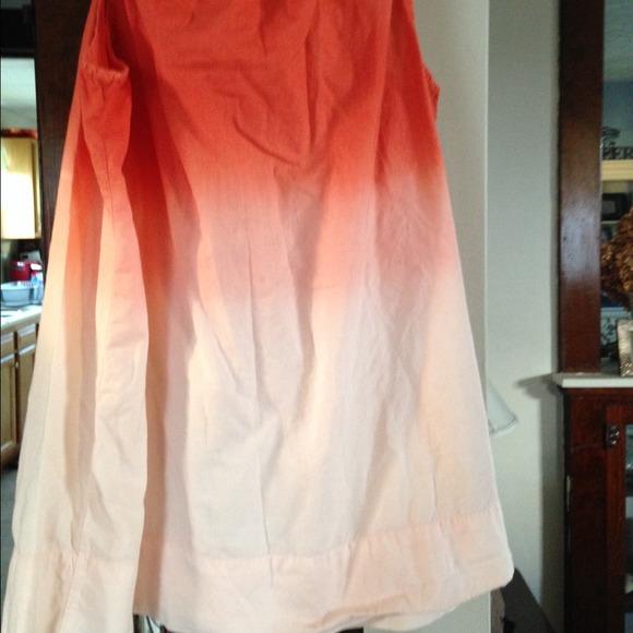 Orange ombré pleated tank - Picture 4 of 4