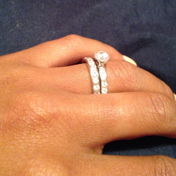 Matching CZ bands - Picture 2 of 5