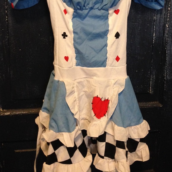 Alice costume with bonnet!