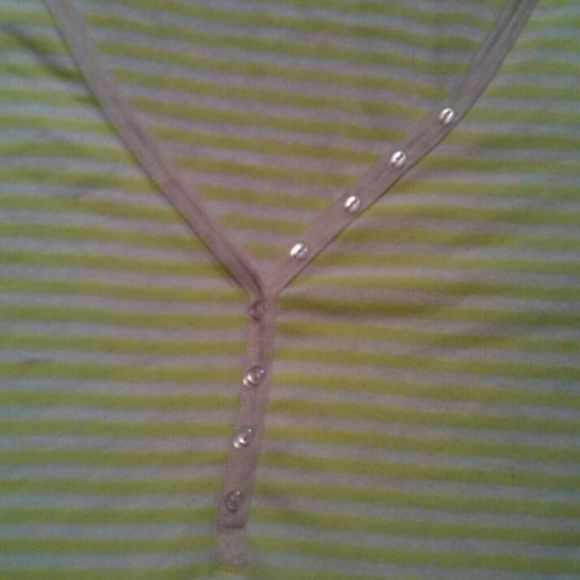 Striped top. - Picture 3 of 3