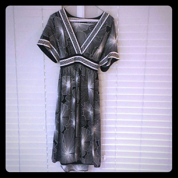 Black and white small size BCBG dress