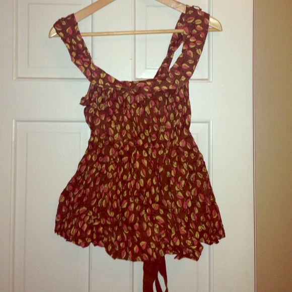⬇️REDUCED Anthropologie brown pink  leaf print top