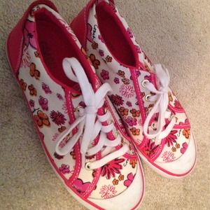 Floral pink coach shoes!