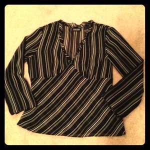 ❌SOLD❌ New York & Co. Top