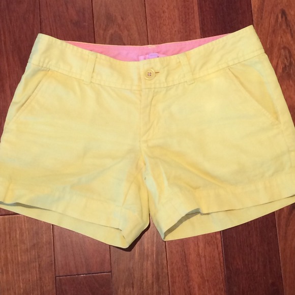 Lilly Pulitzer yellow shorts - size 0