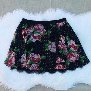 Forever 21 Floral Lace Trim Mini Skirt