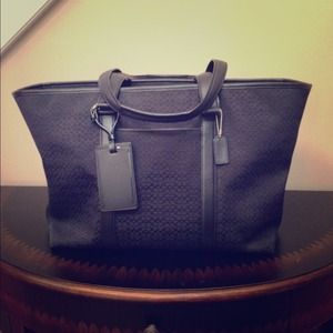 COACH Mini Sig XL Luggage BLK Tote Carryall